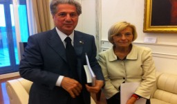 الرئيس أمين الجميّل يلتقي وزيرة خارجية ايطاليا ايمّا بونينو في مقر الخارجية في روما