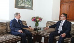 الرئيس الجميّل بحث تطورات الأوضاع مع سفير ارمينيا