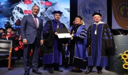 دكتوراه فخرية للرئيس أمين الجميّل في احتفال تخريج طلاب جامعة  الأميركية للعلوم والتكنولوجيا الثامن عشر