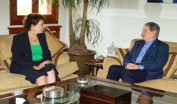 الرئيس الجميل يطالب ببرنامج دولي دائم لمواجهة أعباء النزوح السوري الى لبنان