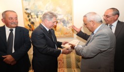 الرئيس الجميّل التقى وفدا من بلدة صربا شكره على زيارته وتفقده للبلدة 