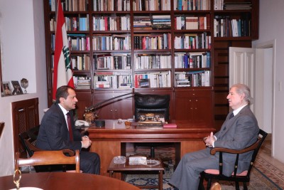 الرئيس أمين الجميّل يستقبل سفير قطر في لبنان