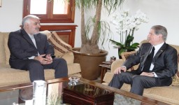 الرئيس أمين الجميل يلتقي سفير إيران